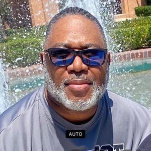 Meet your Posher, Ira